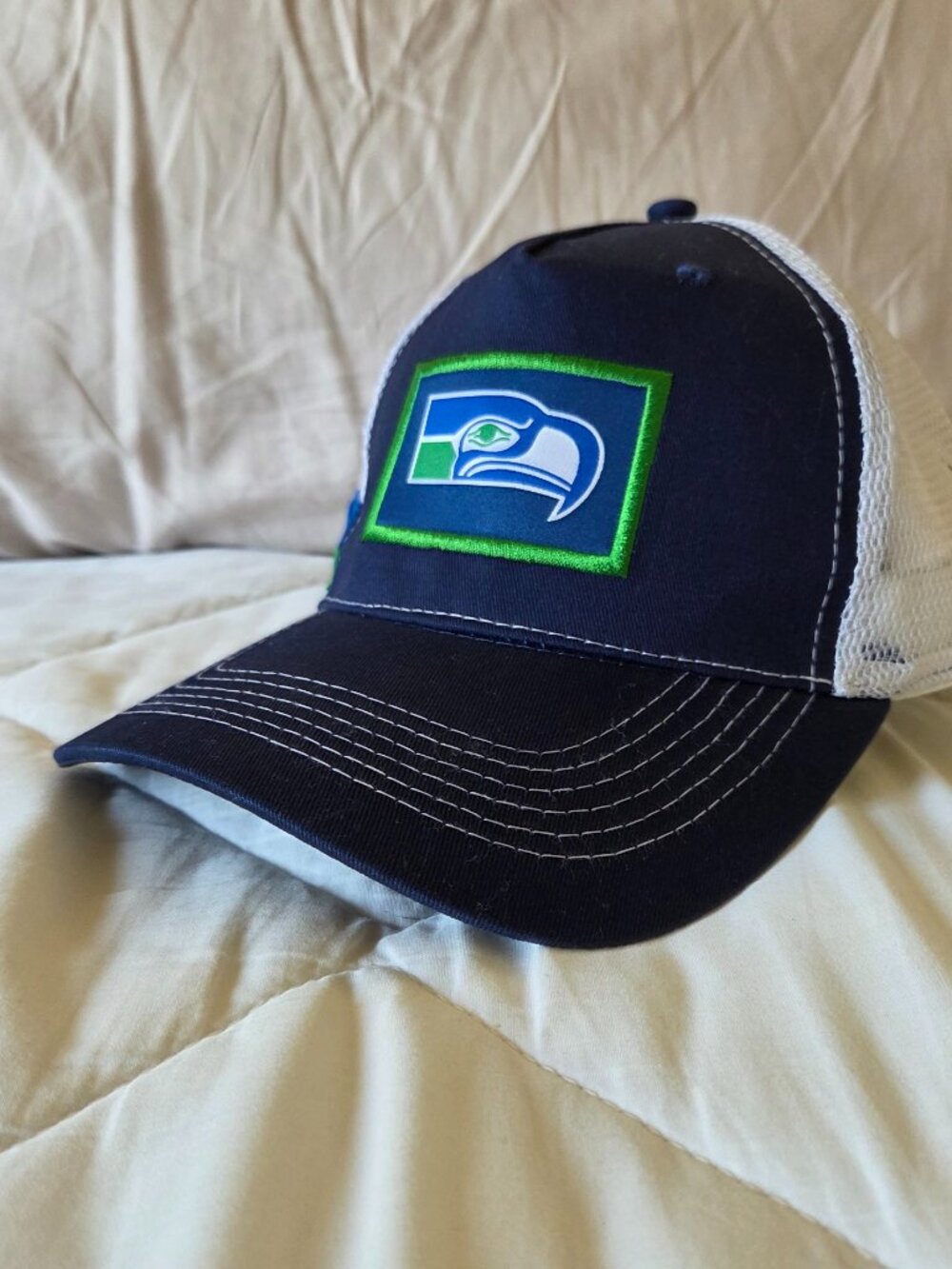 NEW Seattle Seahawks Trucker Hat